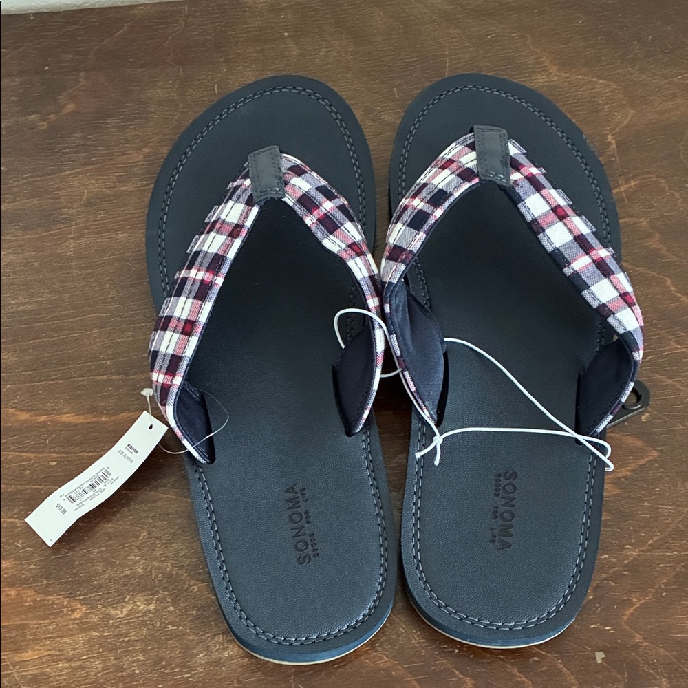 🏖️ Sonoma Black, Navy and Red Plaid Sandals